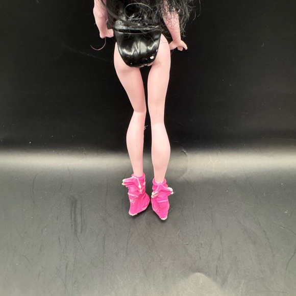 Monster High Draculaura Doll Mattel Vampire Skull 2015 Preowned Toy - Picture 3 of 9